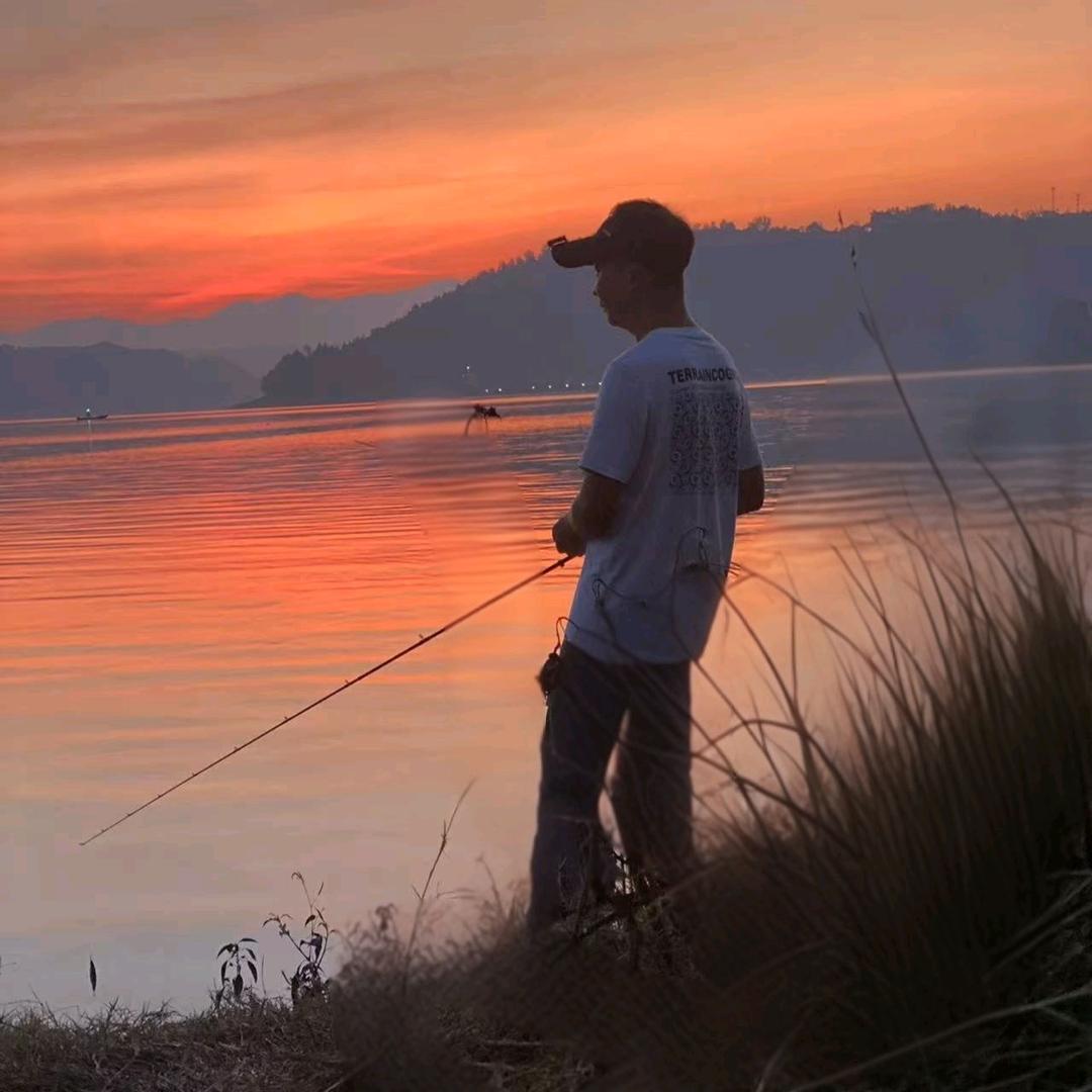 科长叔叔玩路亚