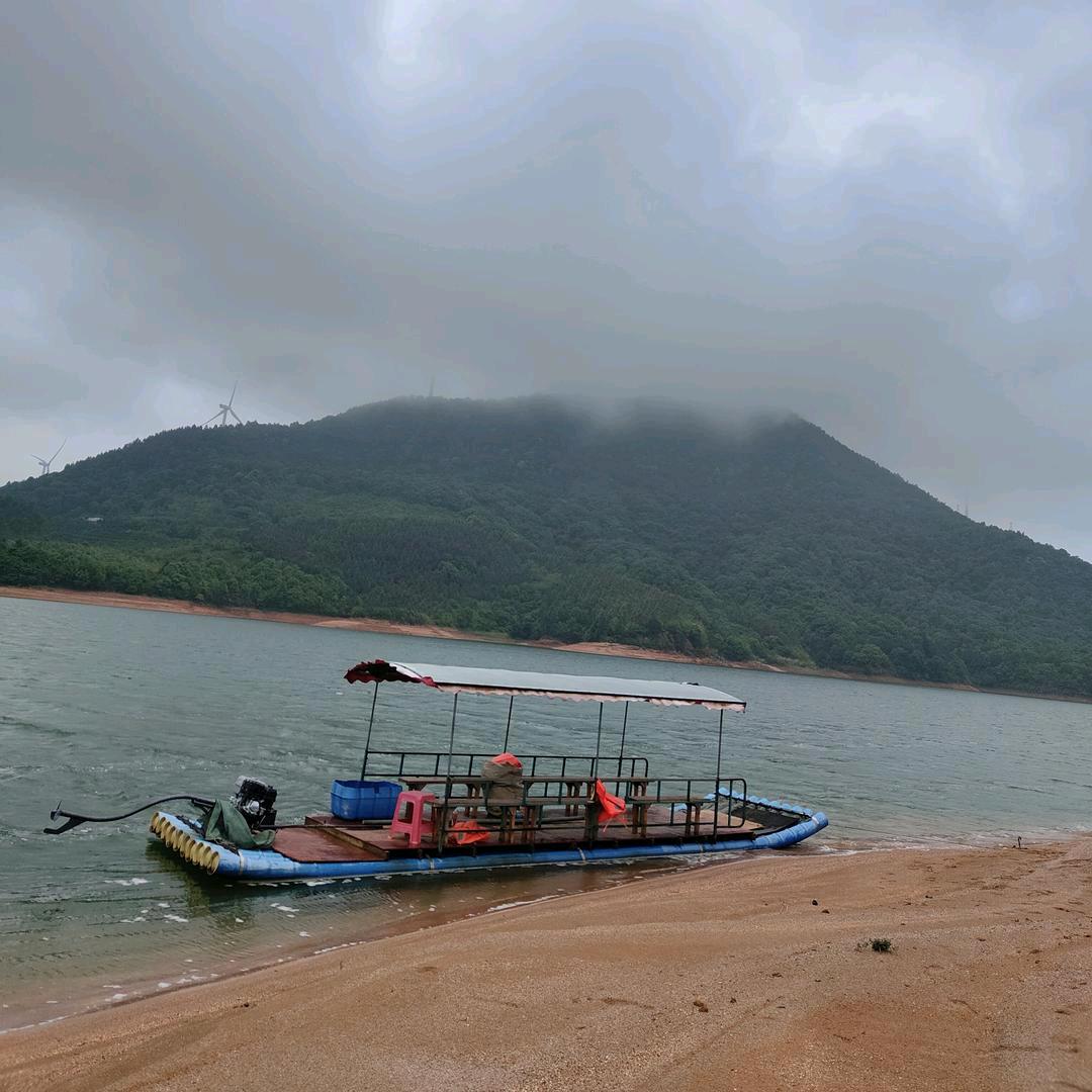 青丝几渐