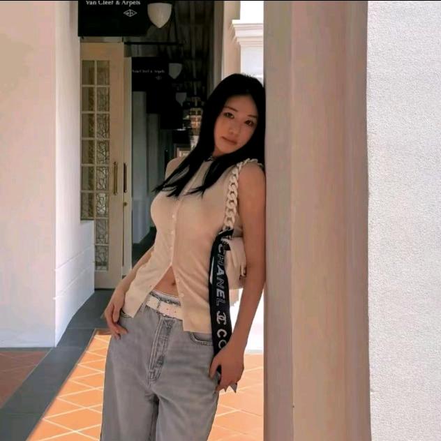 lynnwong王主任(精致穿搭)