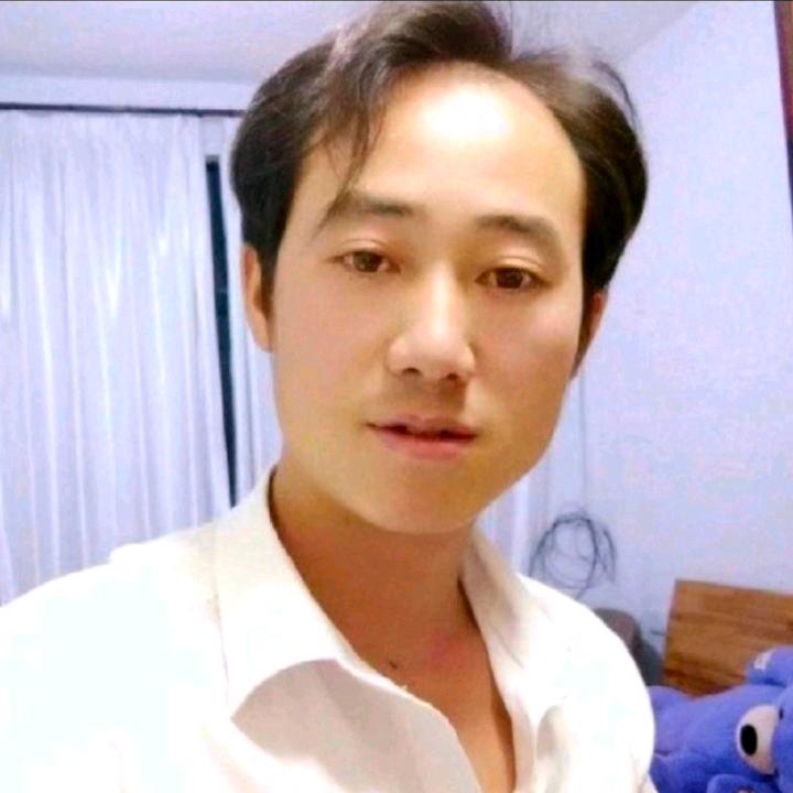 @陈小华