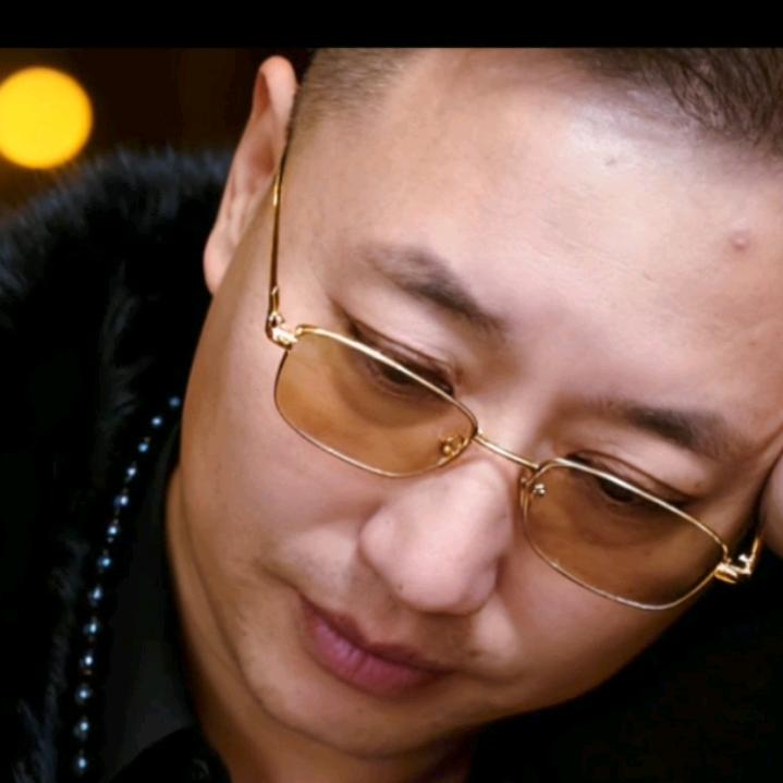 韩    寒（张玉）