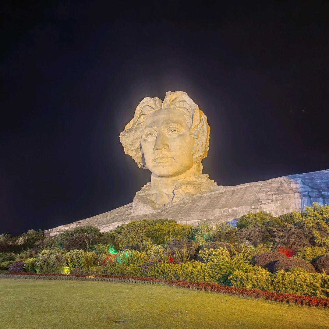 割韭菜的小镰刀