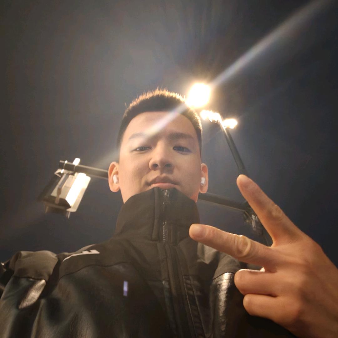 阿坤.游玩记