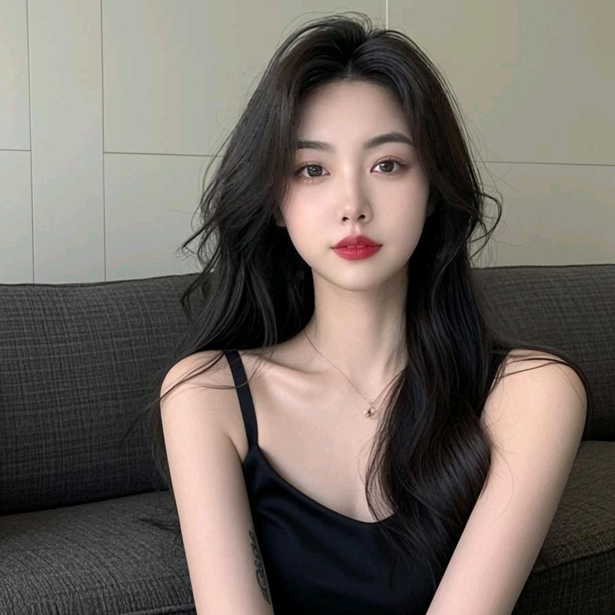 七七爱吃大肘子