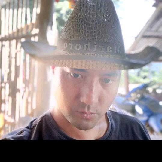 在平庸的生活中拥抱你