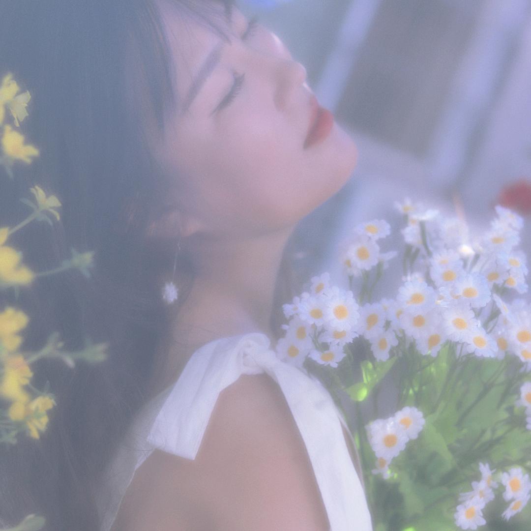开心的笨女孩