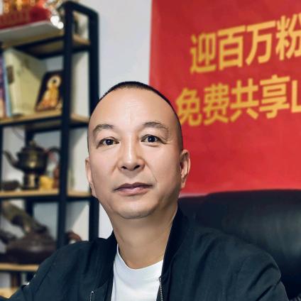 雅安108号共享山庄黄庄主