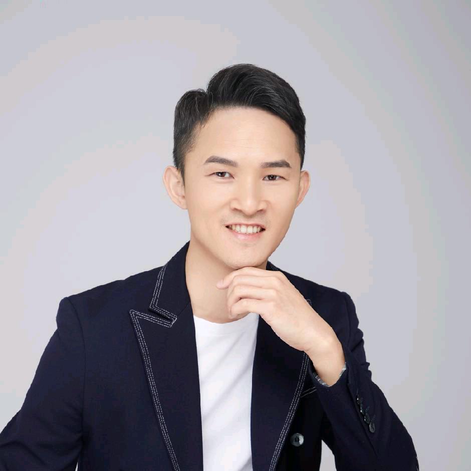 立成大师兄