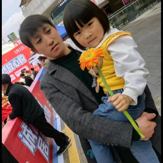 《王先森》