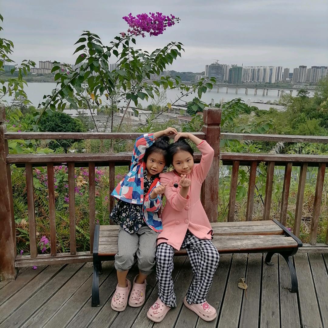 南充小河坝表妹