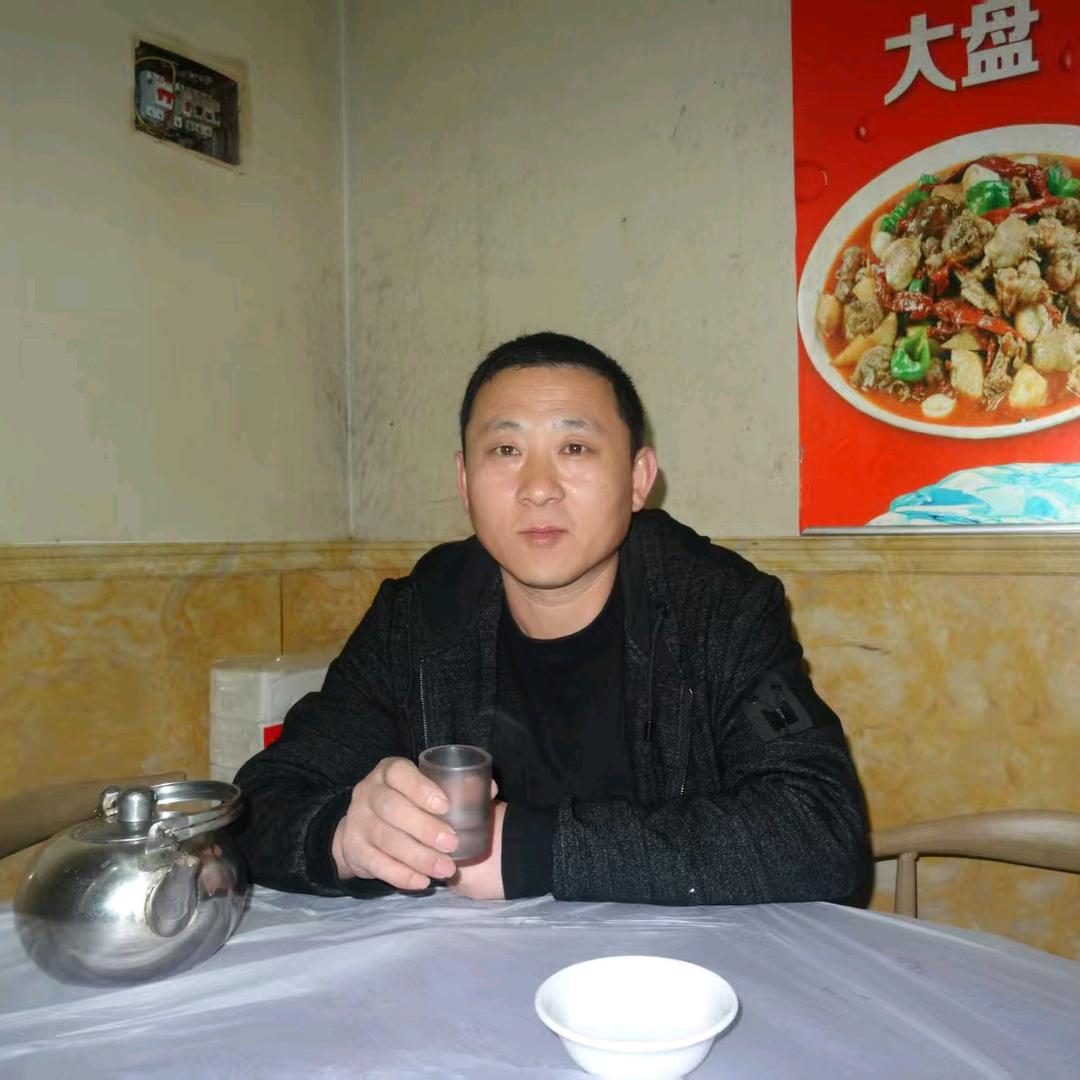 波仔专业农村建房贴砖