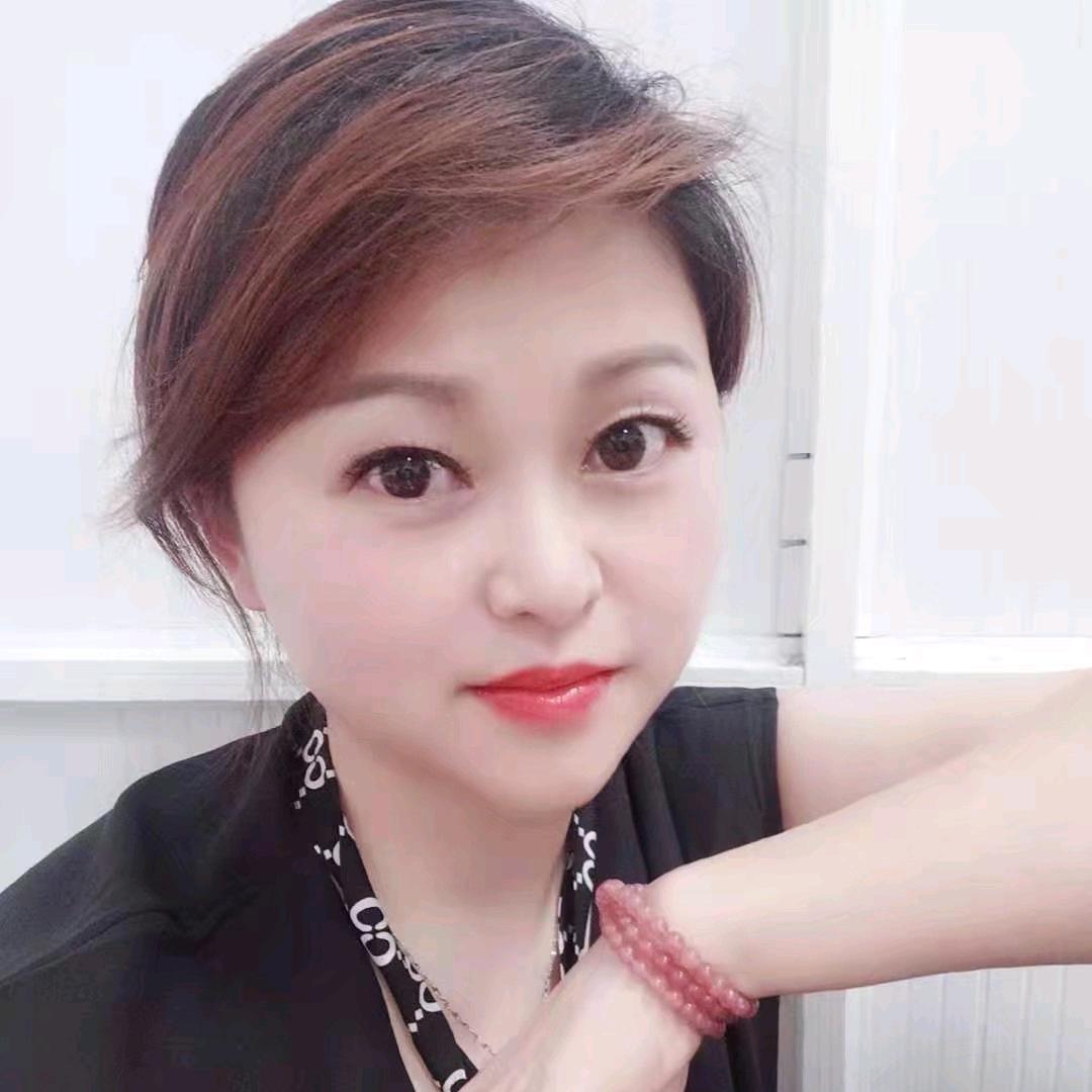 红袖添香，纤妃笑