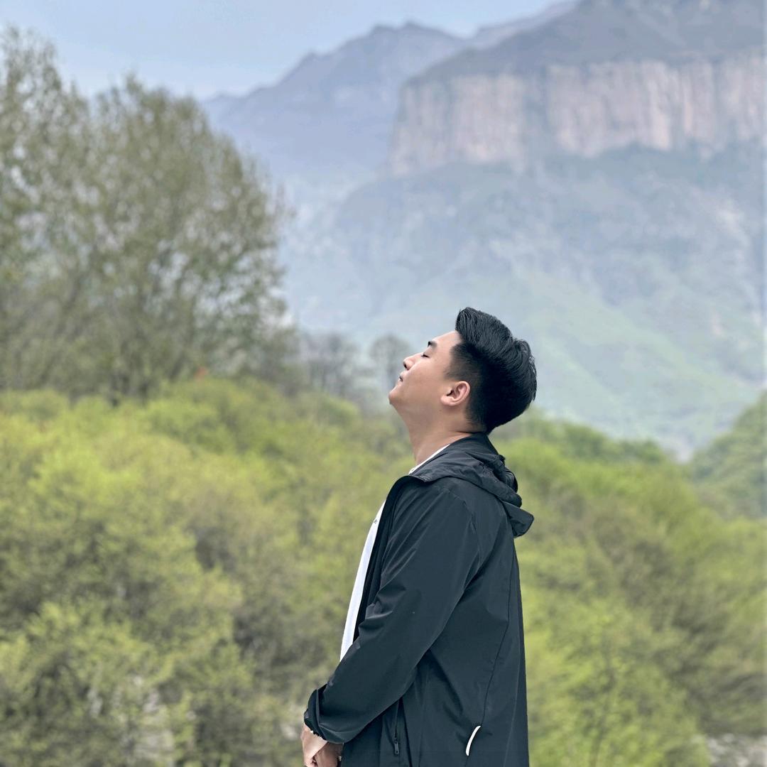 反卷青年小杜