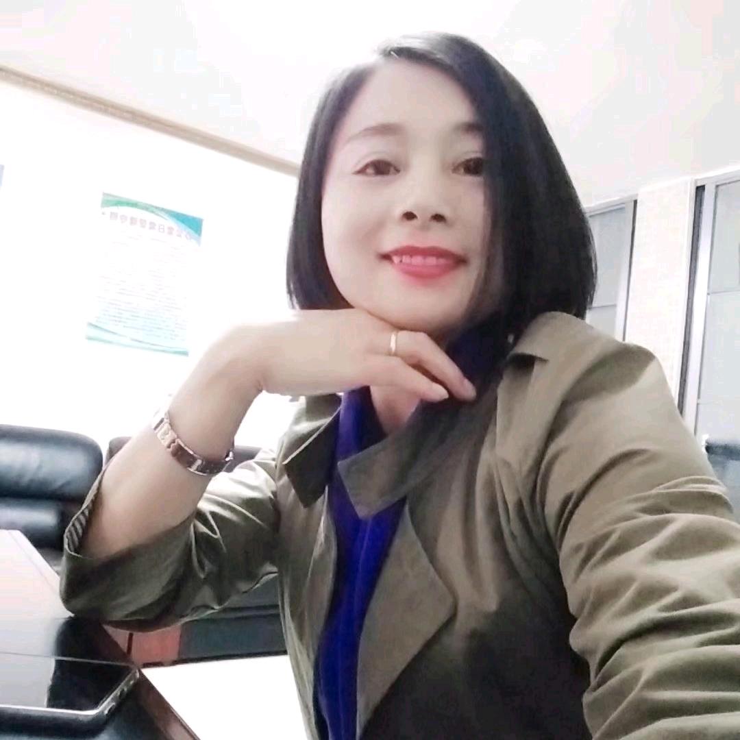 小虎牙（小九）