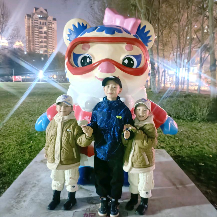 英子工程家装专用地板1384509576