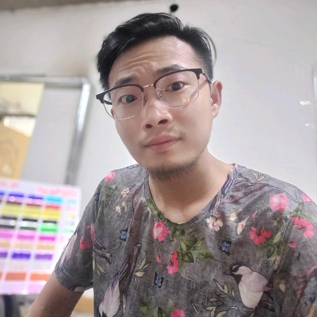 纸盒飞上天