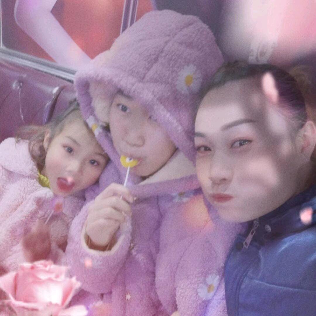 玫瑰怎么会爱上野草