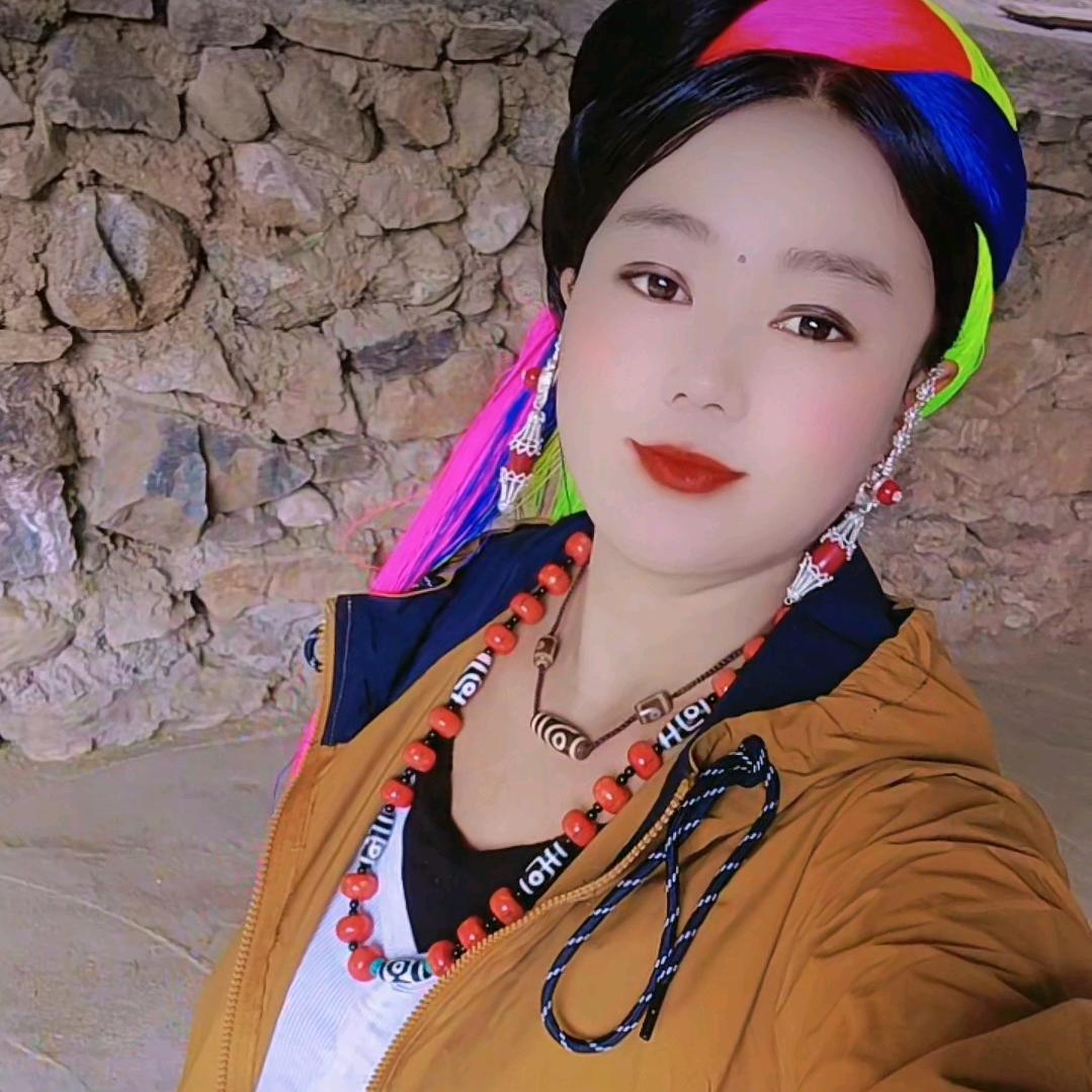 芒康布姆💖💘