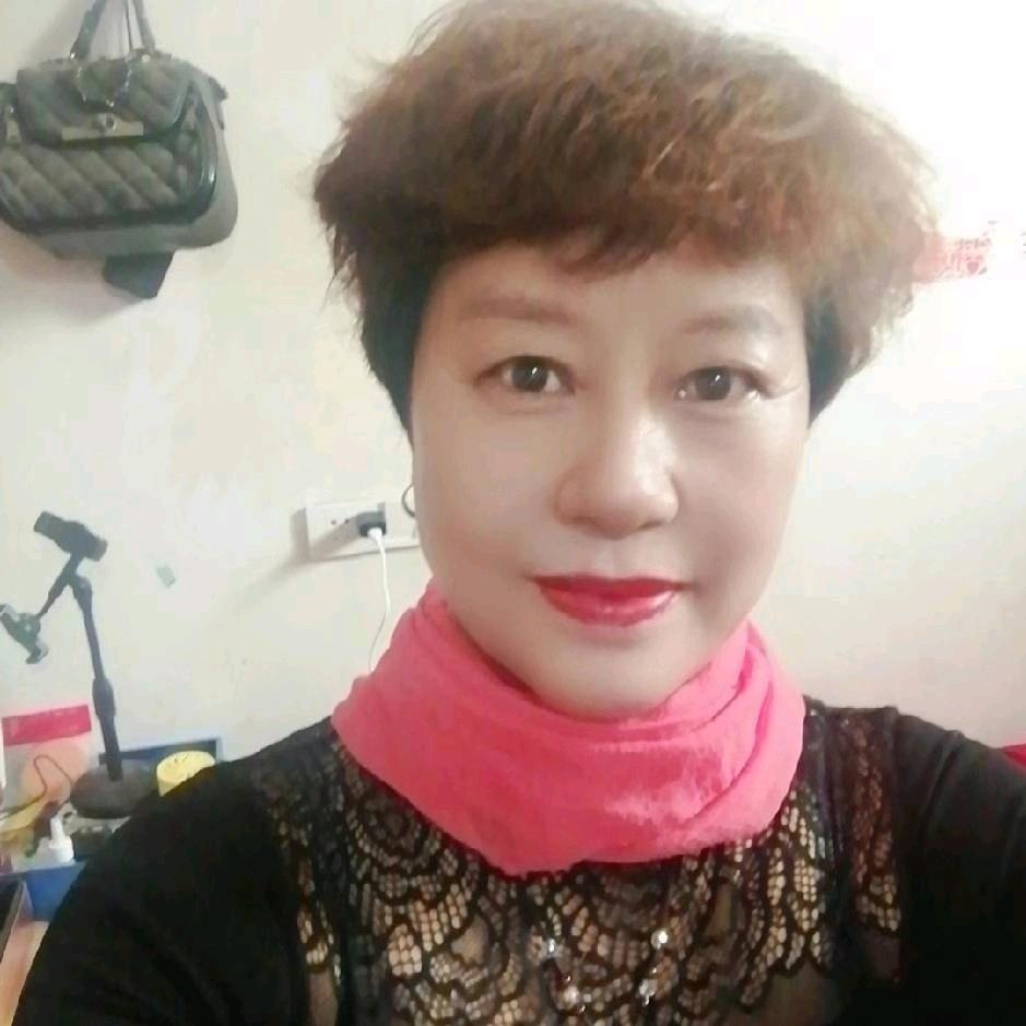 女强人王姐，每晚8.20开播，很高兴认识