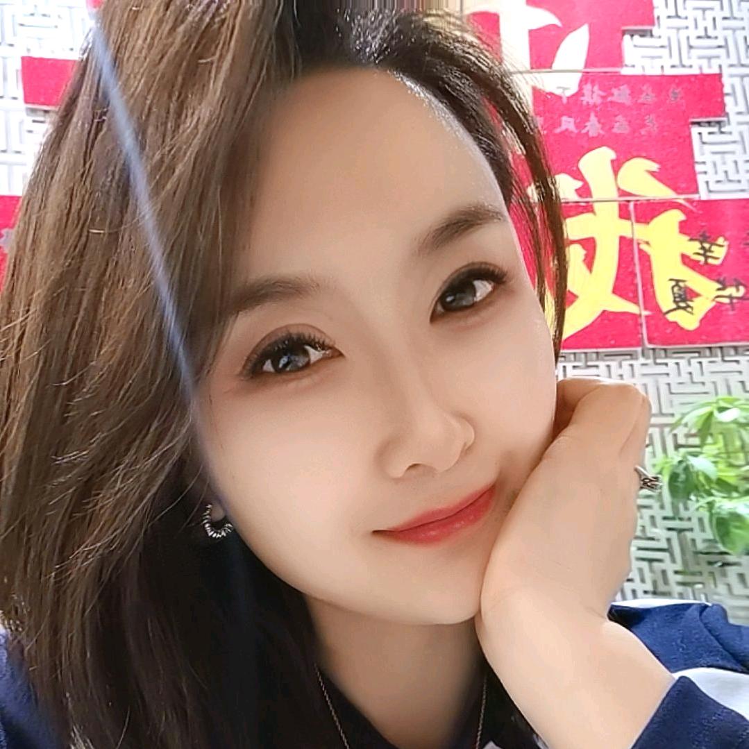 小七爱哈哈