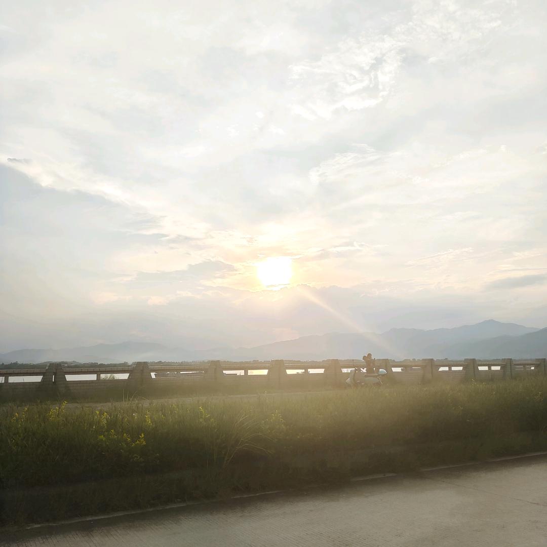 静秋秋