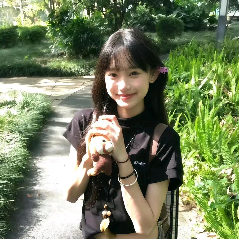 千千璐诗.