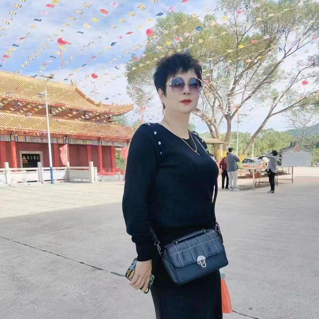 容姐