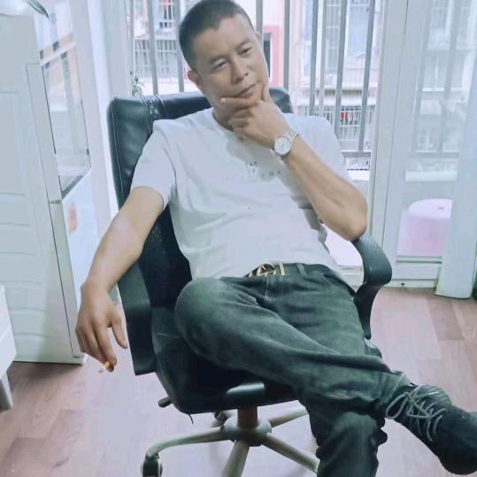 德阳市，什邡龍哥