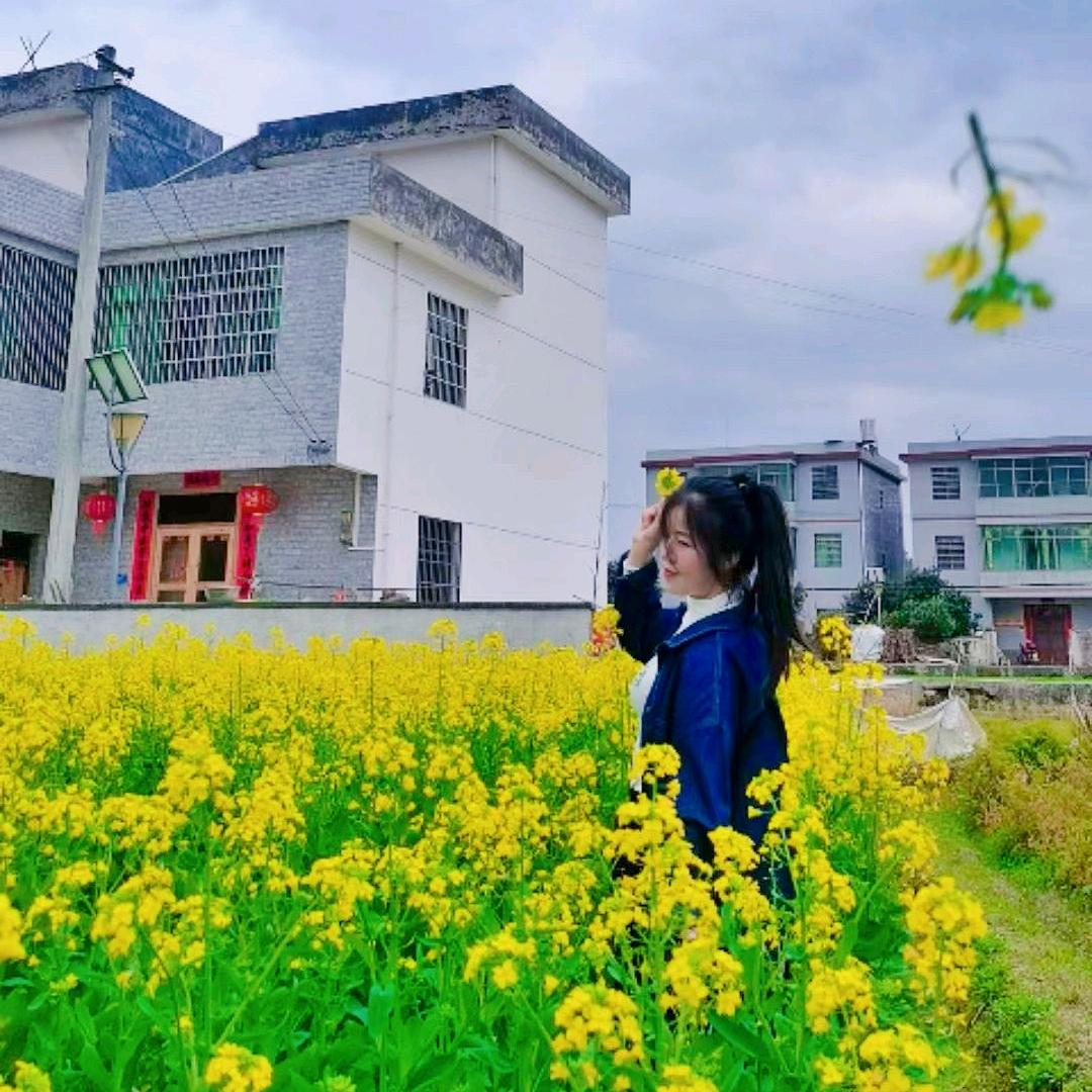 小表妹《爱》山歌