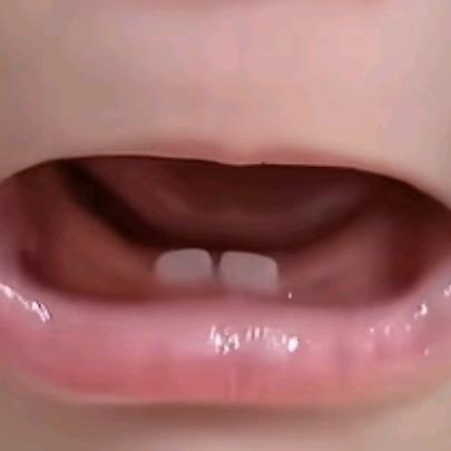 大家好我叫秀