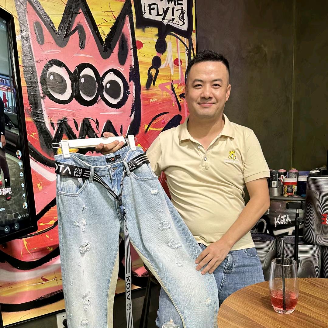明｛广州新塘威正纺织）