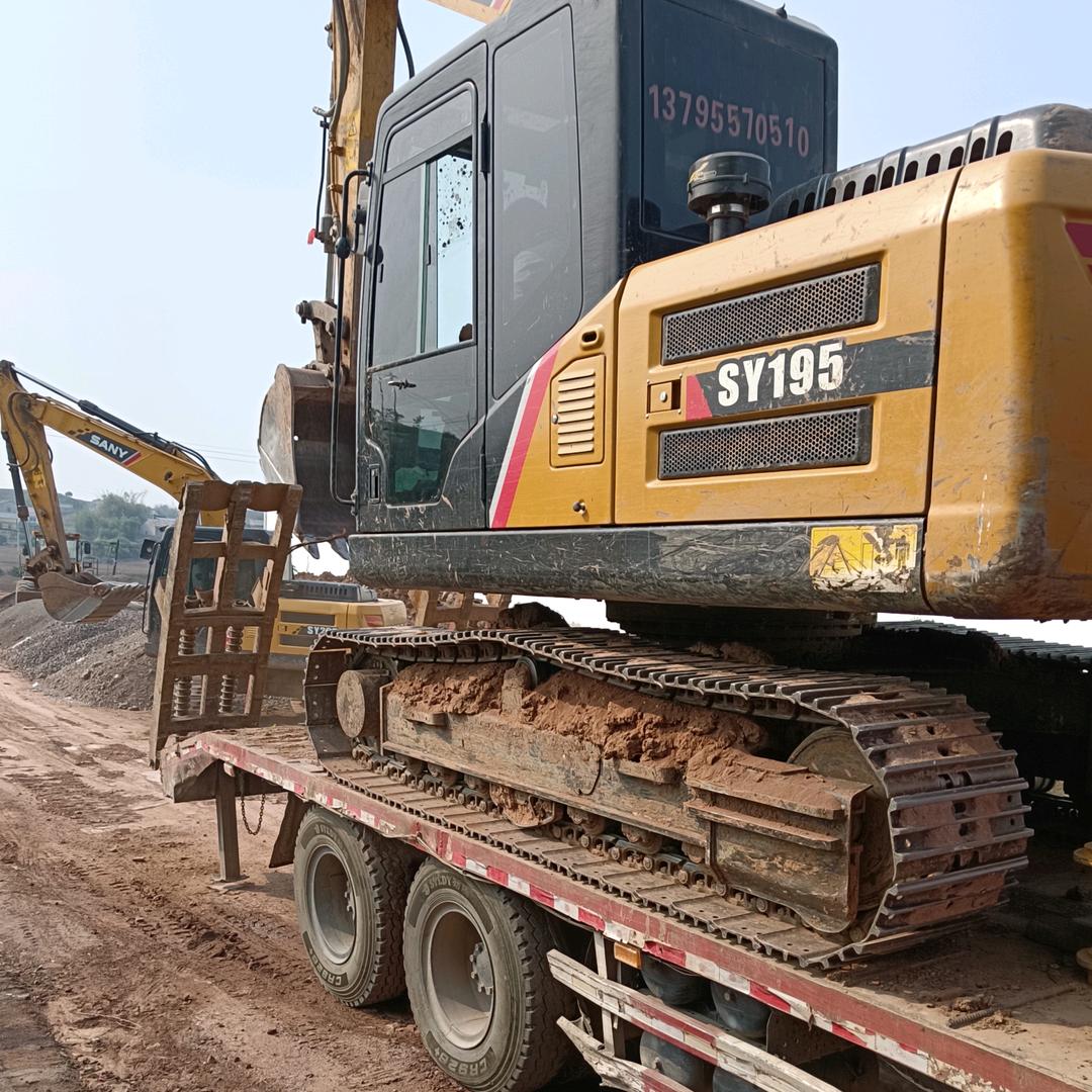 姜启勇挖机，条石堡坎