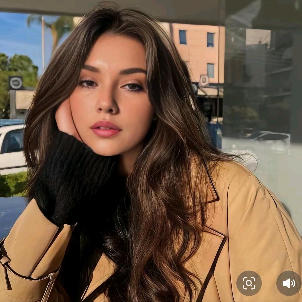 月诗  大眼睛👀