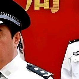 晃晃悠悠