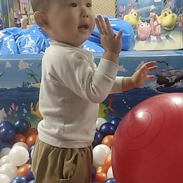 哈哈牙子.