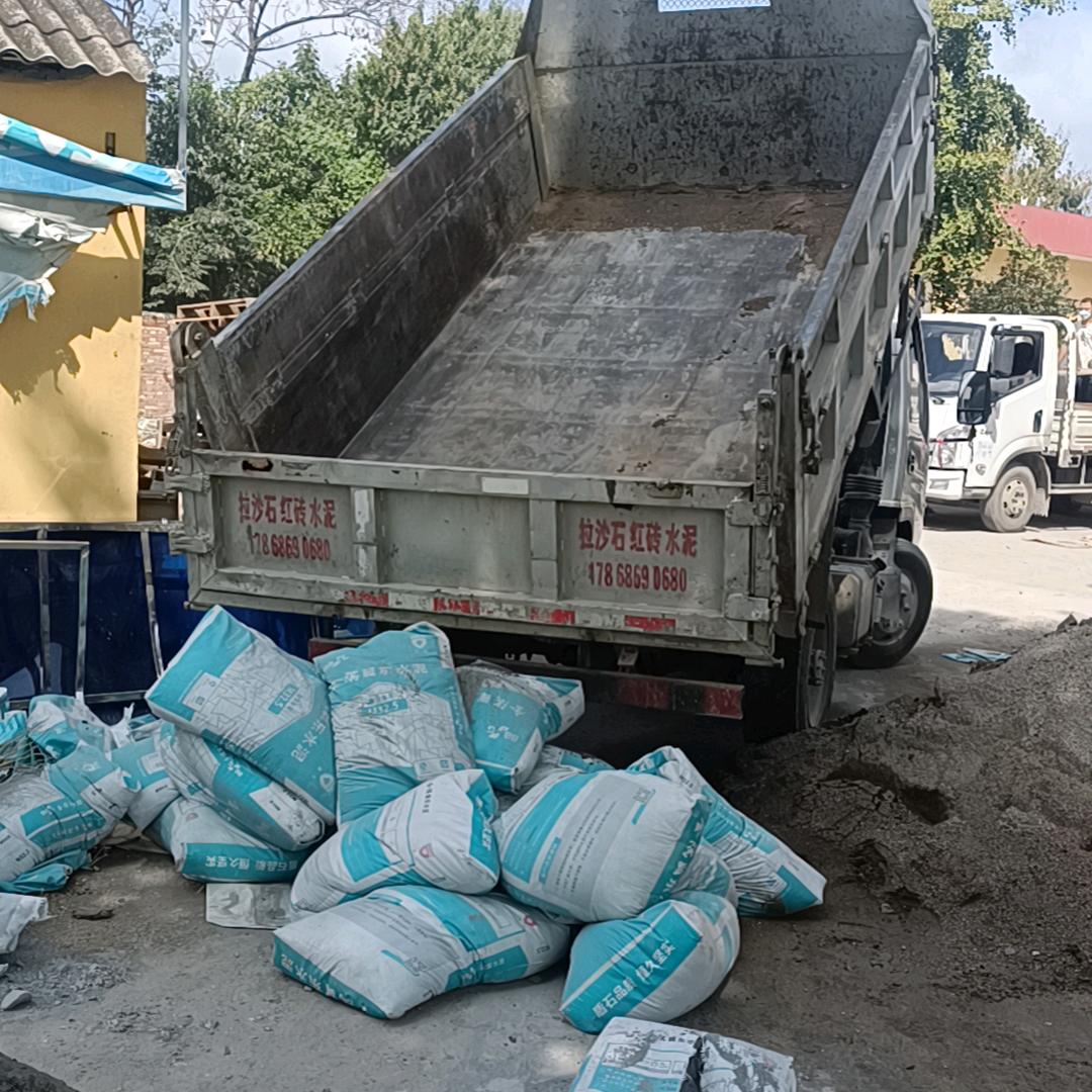 ☞沙石，红砖，辅料配送叉车出租