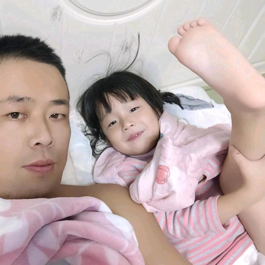 张勇贴砖