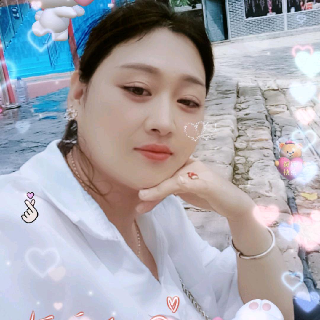 若妍 ̗̀(๑ᵔ⌔ᵔ๑)若晗