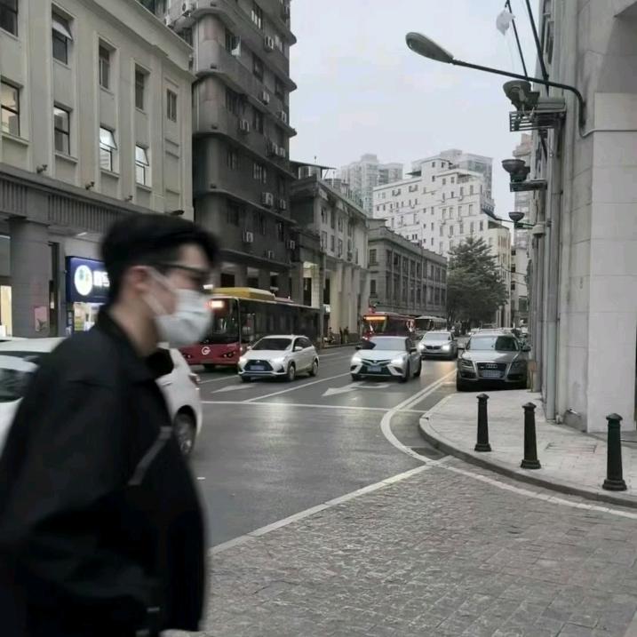 摄影 Zhang