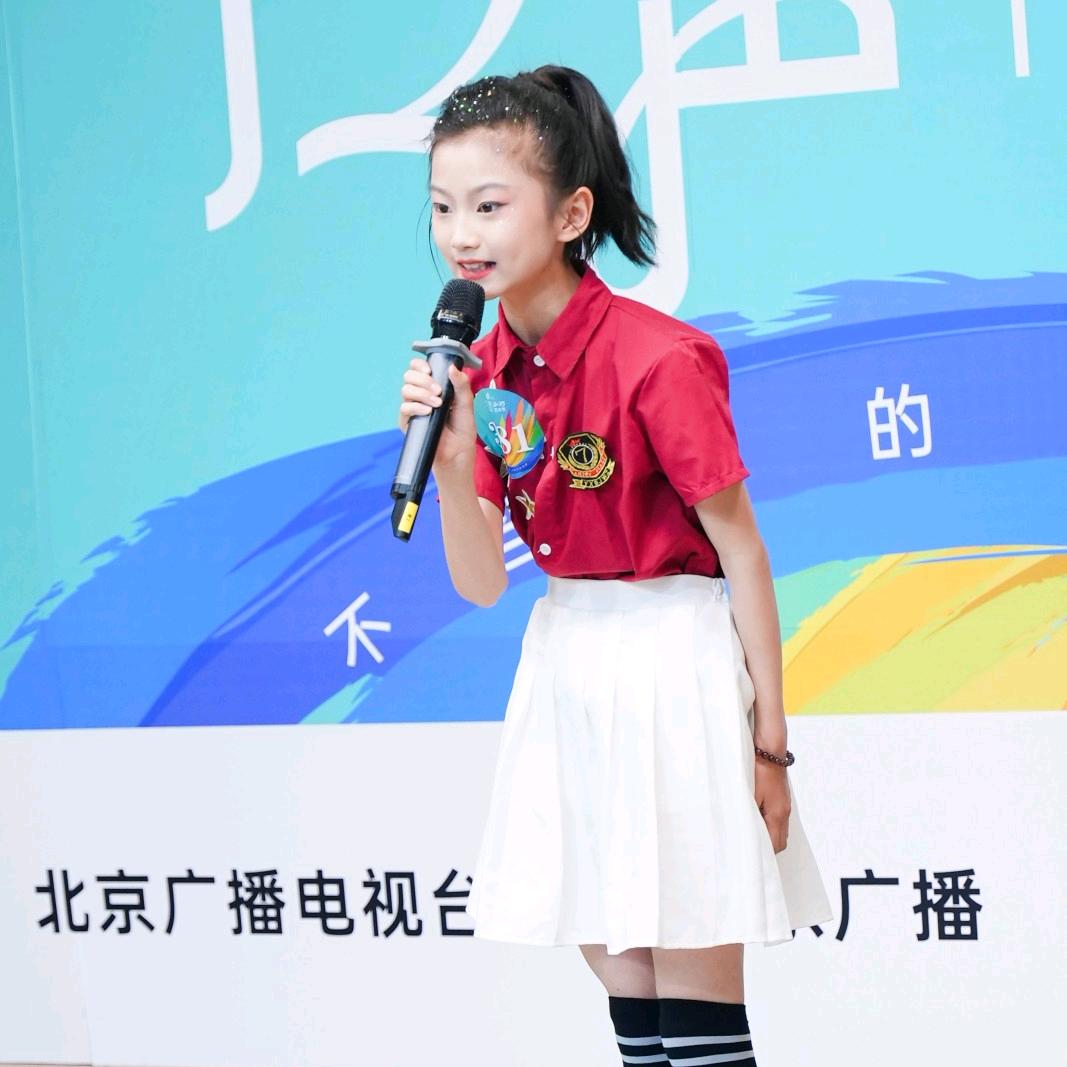 一个小酒窝