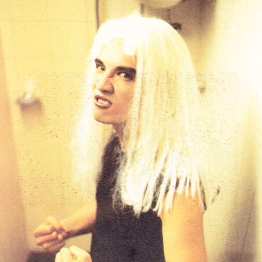 寒夜里看雪飘过