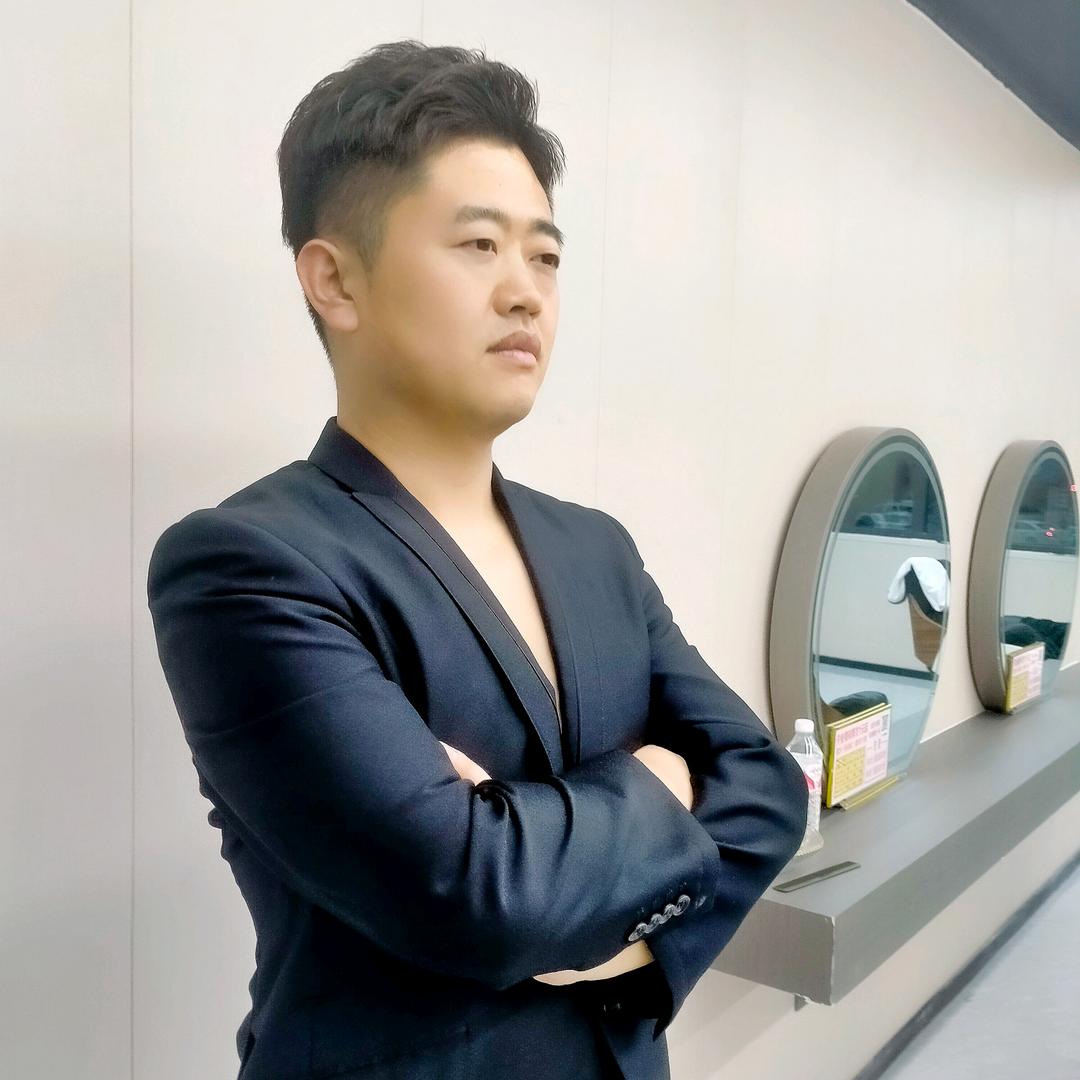 临沂发型师子涛