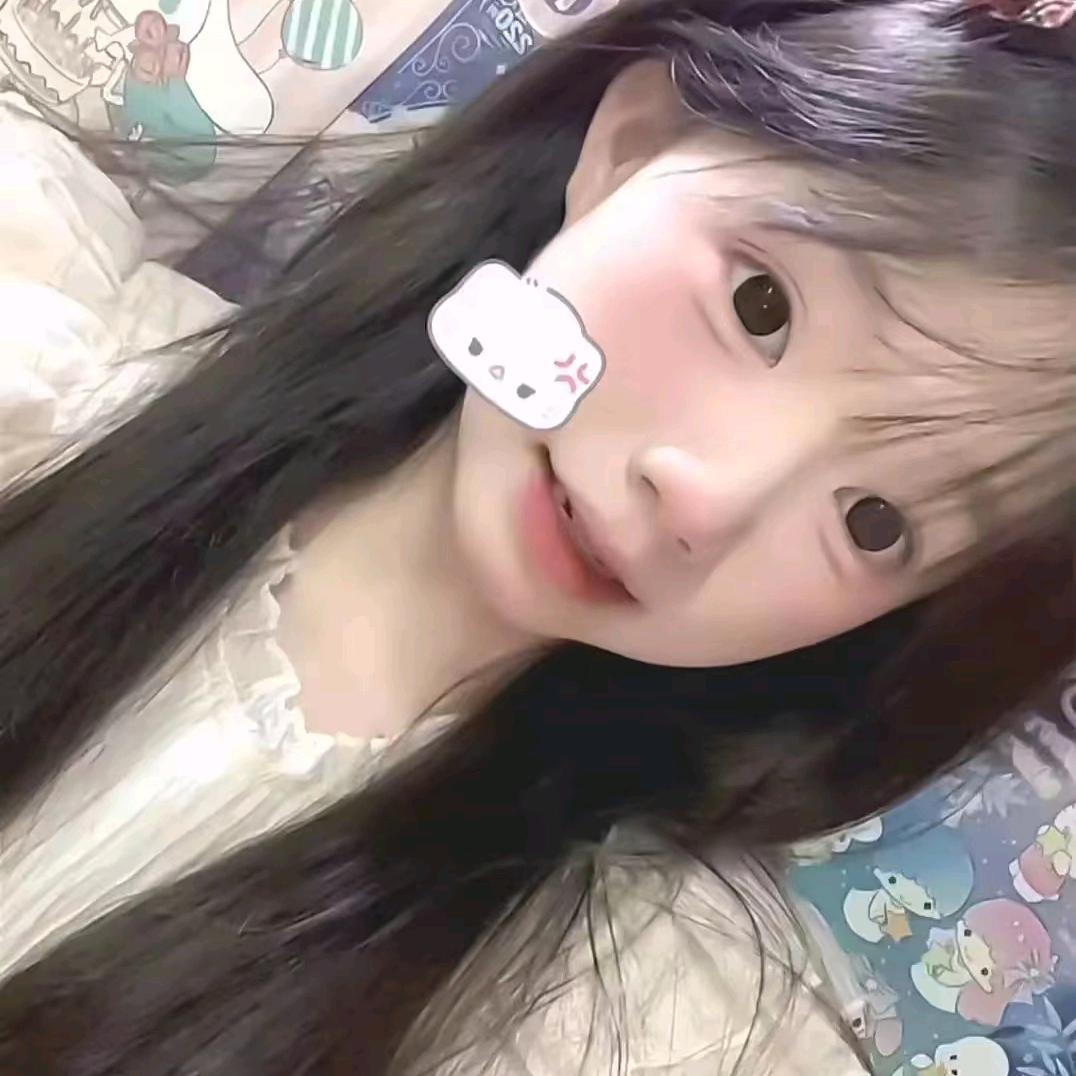 时月黎头像