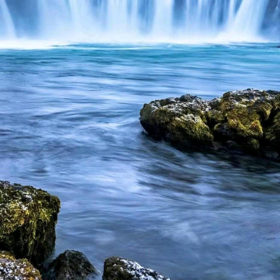 前面的伪装，后面的冷枪