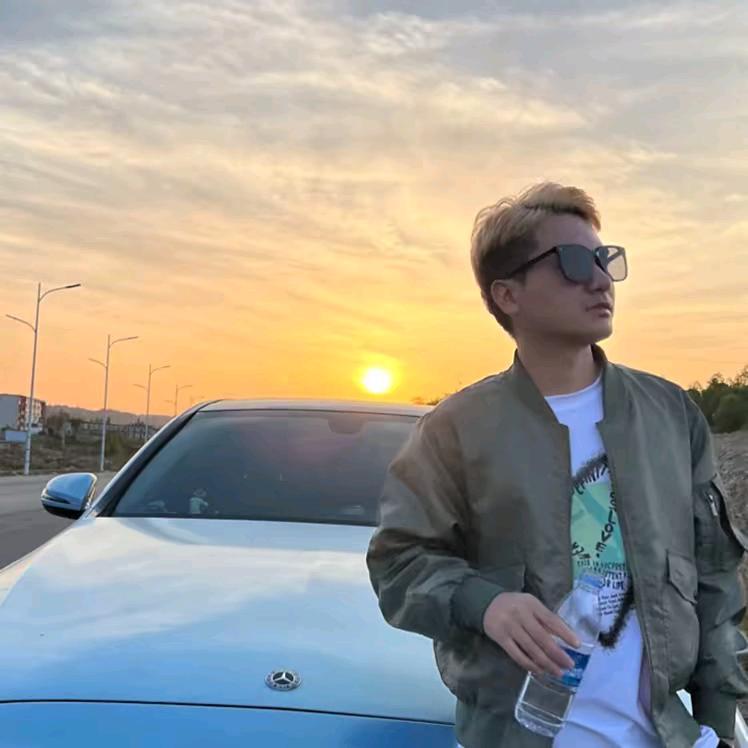 阿成🐲（正能量）