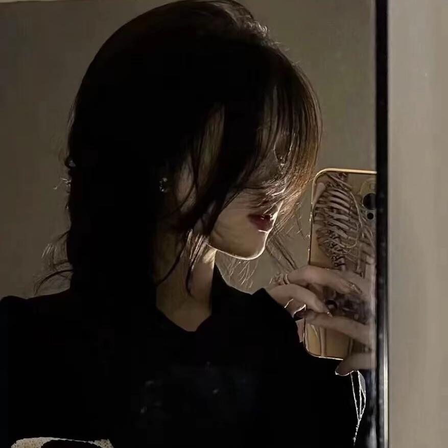 藏在银河的小熊