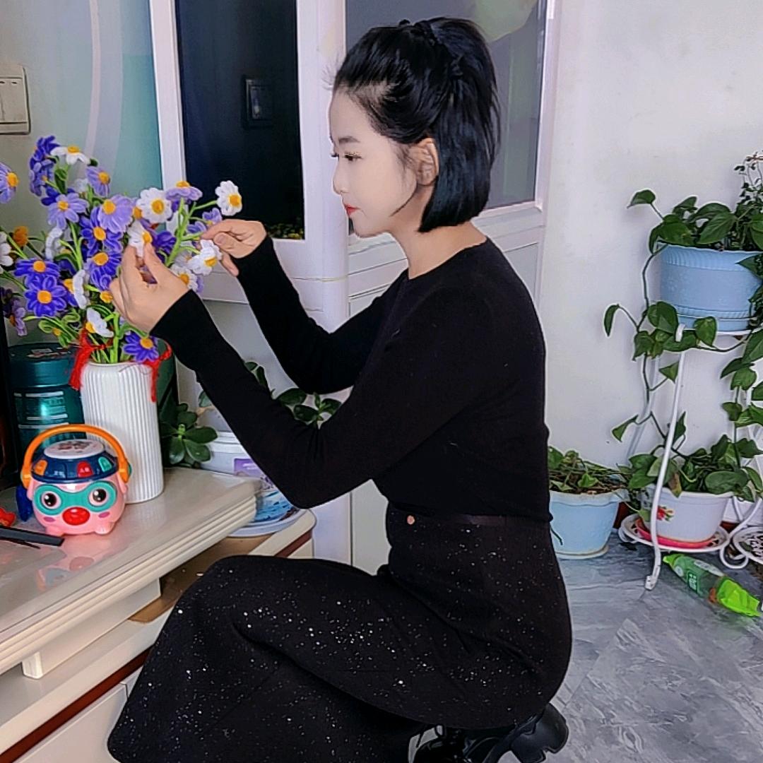 ╰つ゛无名小姐姐