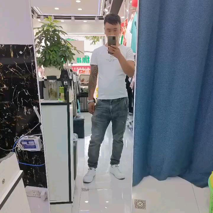 罗爷