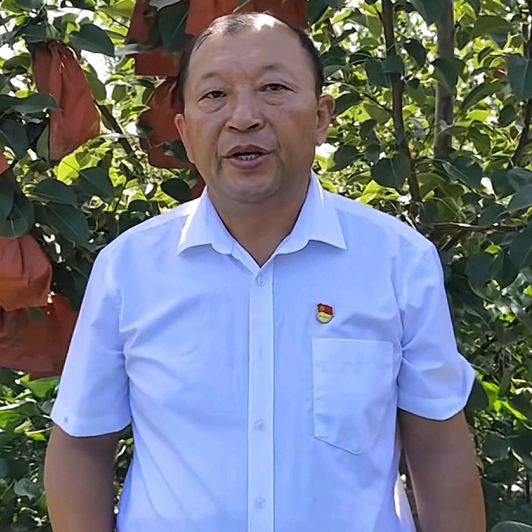 刘召村刘支书