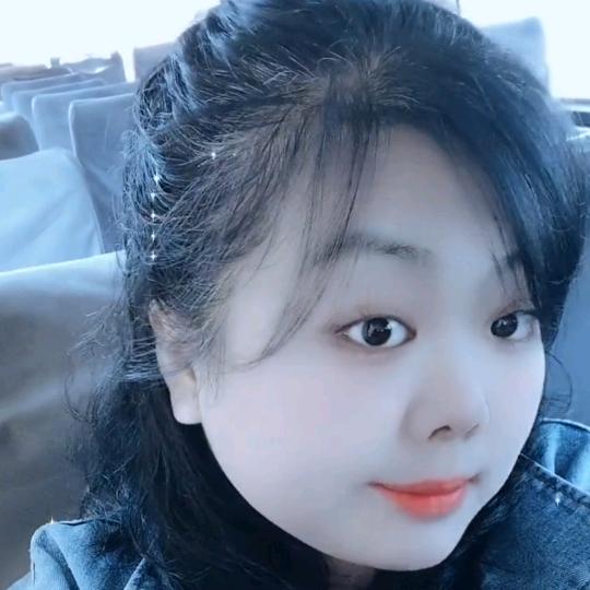 小璐呀🎤